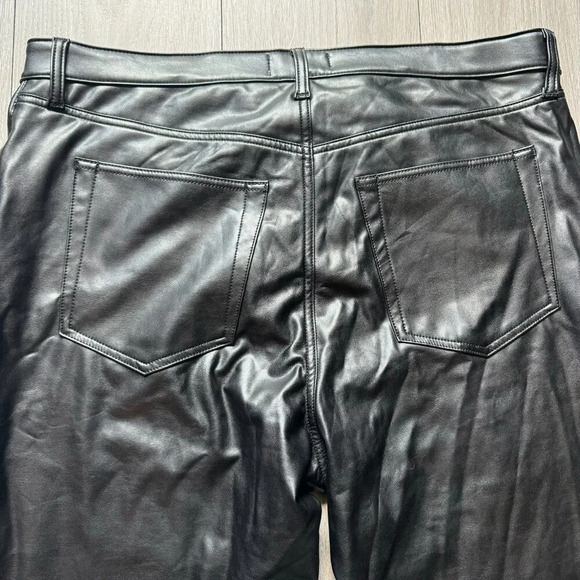 Abercrombie & Fitch The Ankle Straight Ultra High Rise 35 Black Faux Leather - Picture 10 of 11
